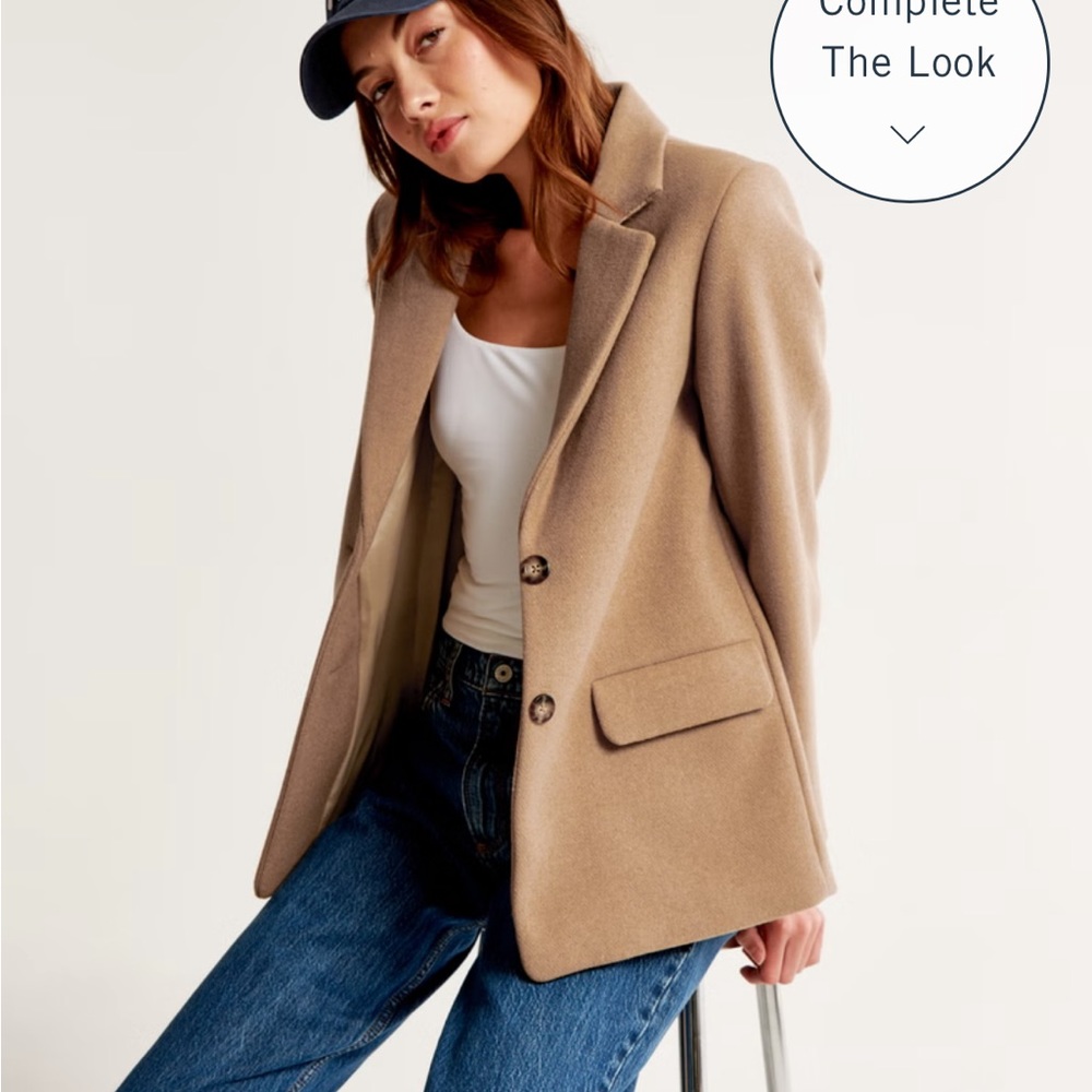 A&F Heavyweight Wool-Blend Blazer Coat